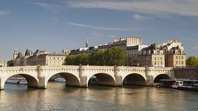 法国巴黎的Cite岛和Pont Neuf。视频素材