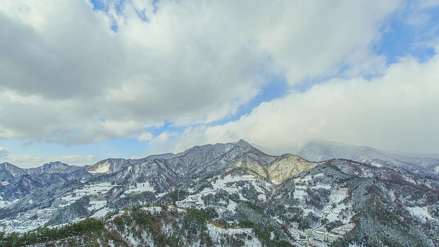 WS T/L山顶和云景雪/乌伦根，庆尚布道，韩国视频素材