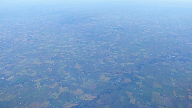 空中拍摄的欧洲在4K视频素材画面3