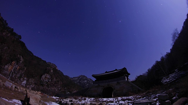 德山三城炮台夜景(忠清北道35号纪念碑)视频素材