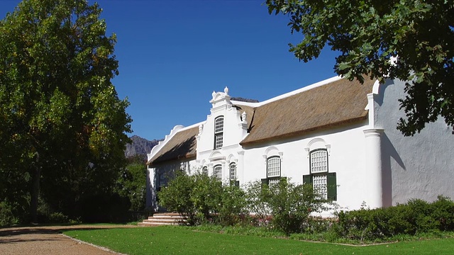 WS Manor House，南非西开普Boschendal葡萄酒庄园/ Franschhoek的荷兰风格农舍视频素材