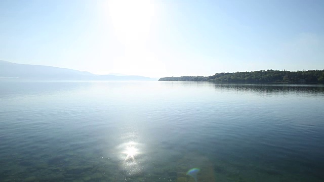 清晨日出的湖景视频素材