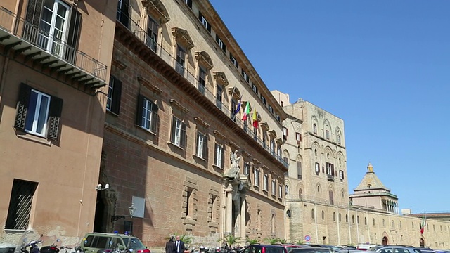 诺曼宫(Palazzo dei Normanni)，宫殿的外部视图，巴勒莫，西西里岛视频素材