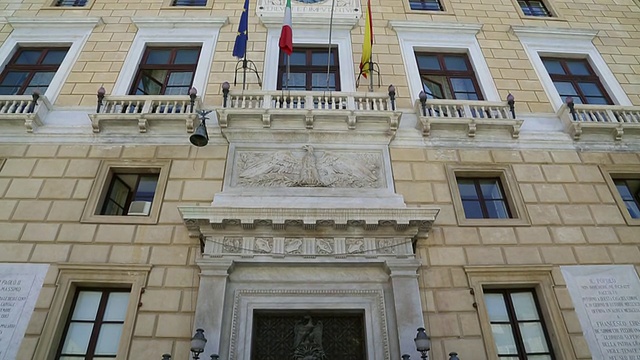 市政厅，老鹰宫(Palazzo delle Aquile)， faÃ§ade，西西里岛巴勒莫视频素材