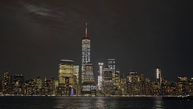 纽约的天际线夜景。城市地标风景背景视频素材