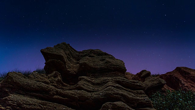 星星时光流逝以惊人的石头形式出现视频素材