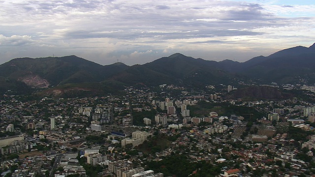 WS鸟瞰图城市/里约热内卢de Janeiro，巴西视频素材