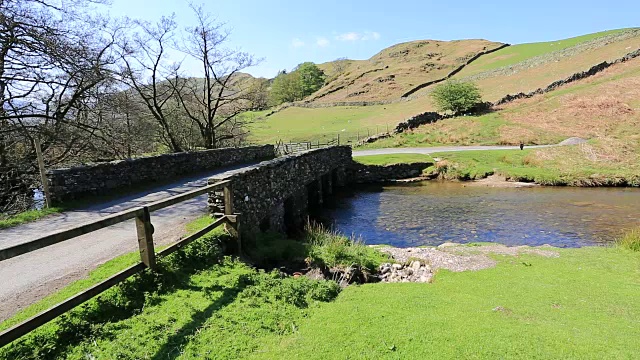 查看Howgrain beck，马丁代尔山谷，湖区国家公园，坎布里亚，英国视频素材