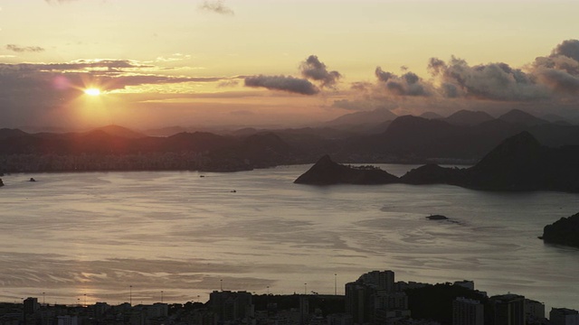 夕阳西下的巴西，里约热内卢视频素材