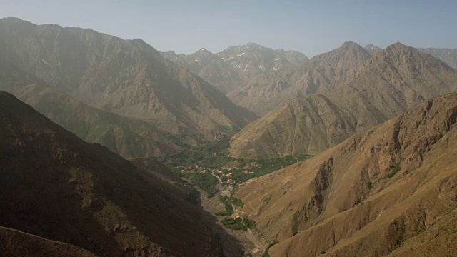 非洲摩洛哥北部山区的景色视频素材