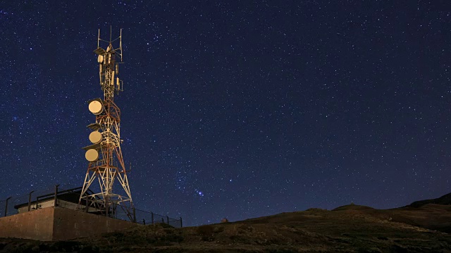 星夜通讯塔视频素材