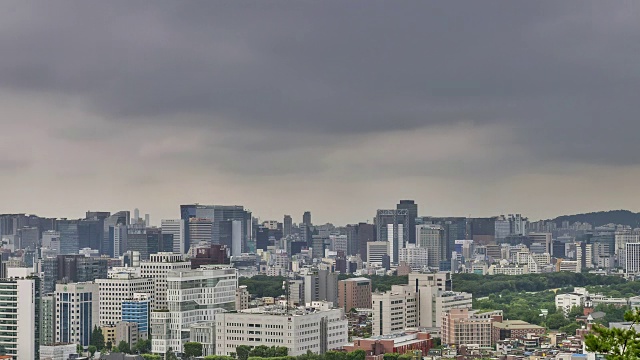 从白天到夜晚的钟野谷城市景观视频素材