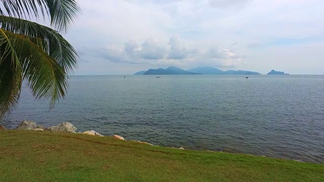 遥远的山区岛屿/马来西亚视频素材