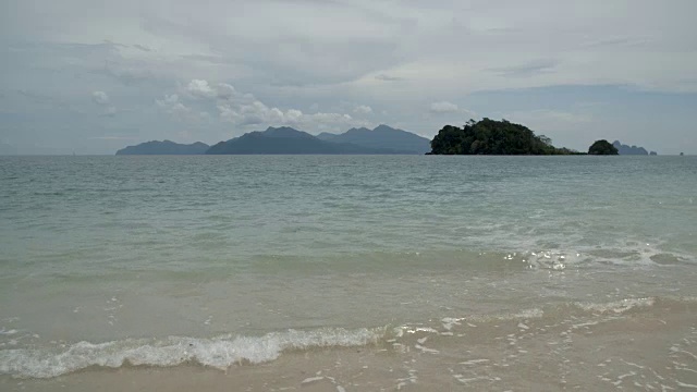 沿海山地岛屿/马来西亚视频素材