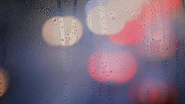 雨点在城市下雨视频素材