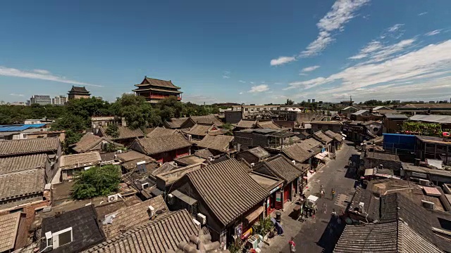 T/L WS HA ZO高视角鼓楼和古代传统建筑/北京，中国视频素材画面2
