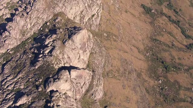 在岩石的山峰上，马达加斯加视频素材