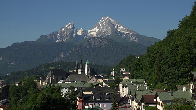 德国巴伐利亚州上巴伐利亚的贝希特斯加登(Berchtesgaden)， Watzmann山(2713米)视频素材