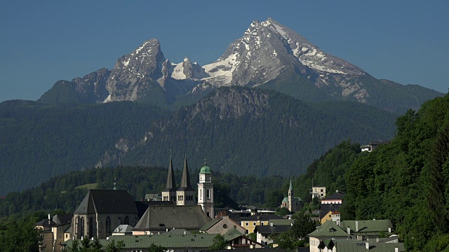 德国巴伐利亚州上巴伐利亚的贝希特斯加登(Berchtesgaden)， Watzmann山(2713米)视频素材