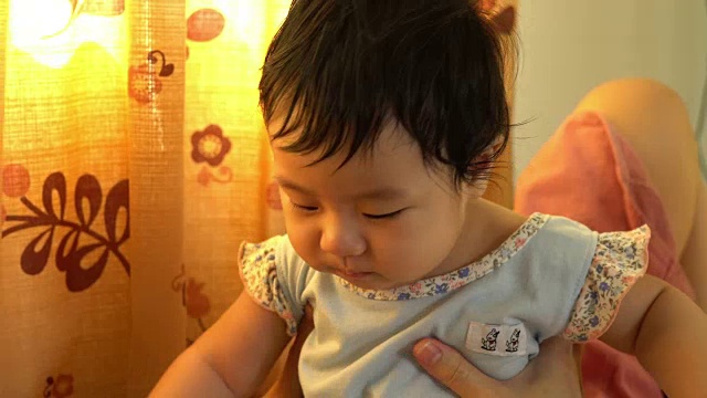 亚洲的孩子玩视频素材画面2