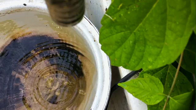 慢动作流水飞溅视频素材