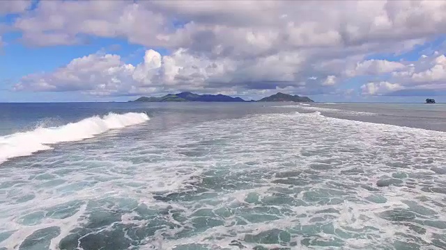 鸟瞰图:印度洋上的塞舌尔群岛视频素材