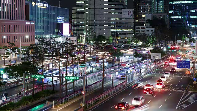 夜景汉城站巴士转乘中心视频素材