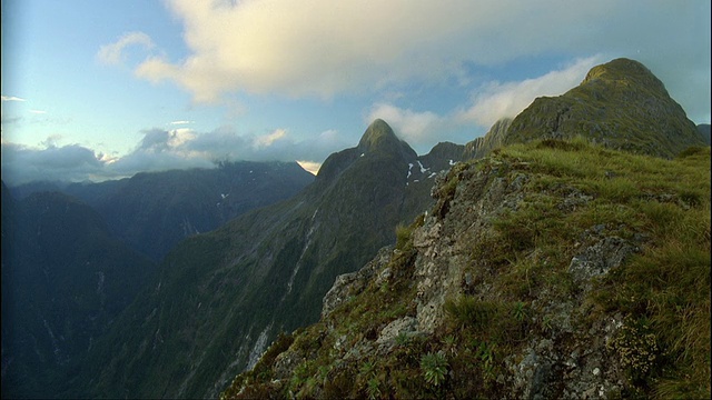 WS, TD, HA，山和峡湾，峡湾国家公园，南岛，新西兰视频素材