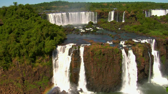 WS HA TU Iguazu Falls, Iguazu，巴西视频素材