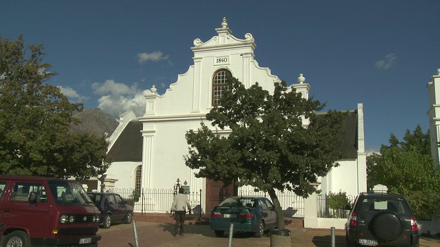 南非，西开普，Franschhoek, Stellenbosch，荷兰归正教堂外观视频素材