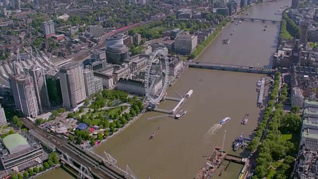 鸟瞰图伦敦市中心和泰晤士河，英国。4 k视频素材