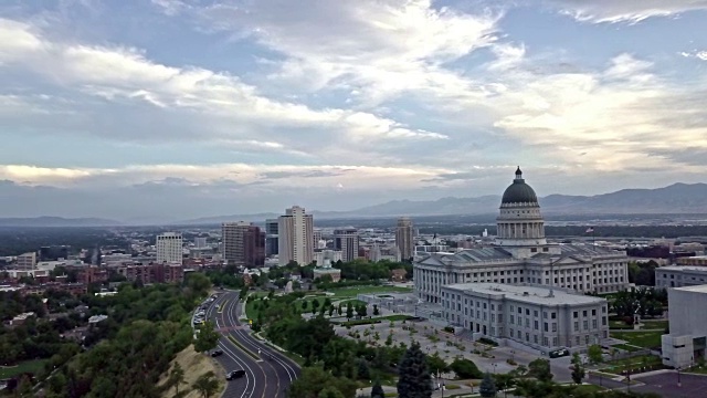 航拍犹他州国会大厦和犹他州盐湖城市中心视频素材