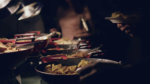 食堂的食物视频素材画面4