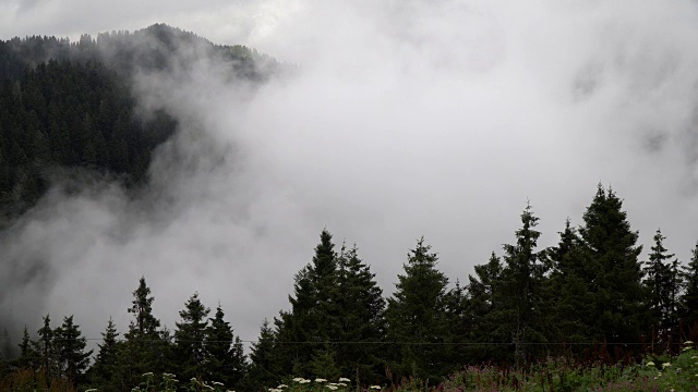 山和云的时间流逝视频素材