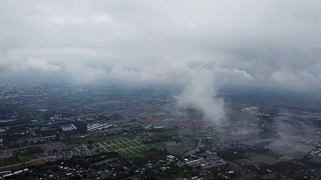 空中的航拍视频，以云为素材背景视频素材