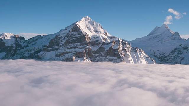 瑞士温根，云中雪山视频素材