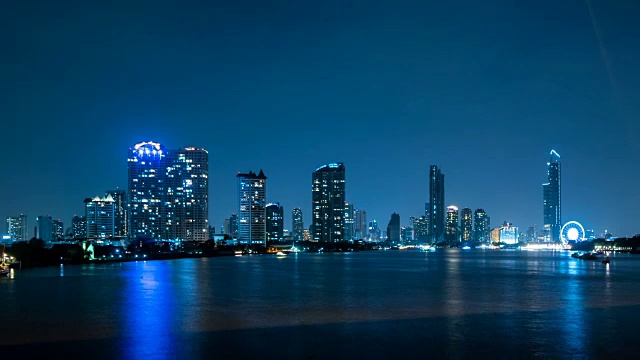 泰国曼谷的湄南河风光。夜景。视频素材