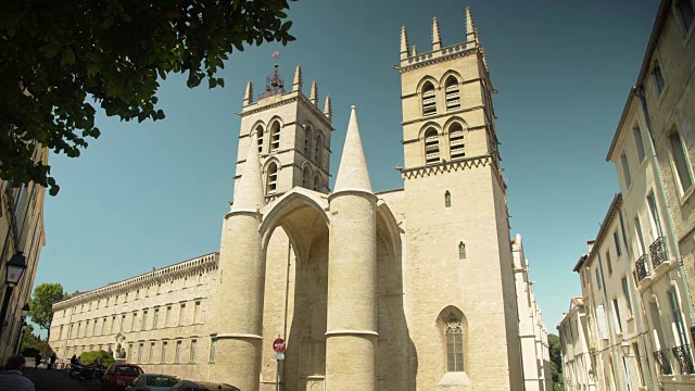 法国蒙彼利埃大教堂。圣皮埃尔罗马和哥特式大教堂视频素材