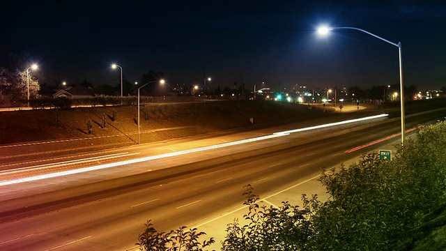 延时高速公路夜间交通视频素材