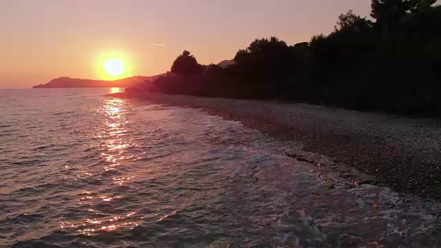 鸟瞰图的日落在爱琴海在希腊视频素材