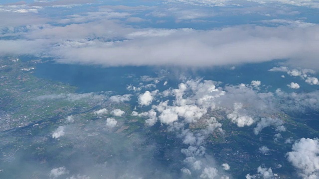 清澈的天空视频素材画面4