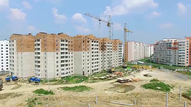 一大片用于建设现代化高层建筑的新城新区。视频素材画面2