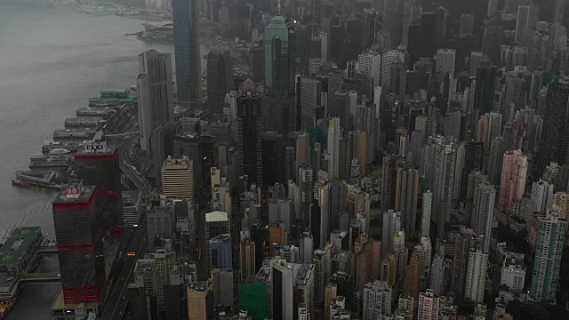 4k视频香港中部有雾场景，白天有雾视频素材