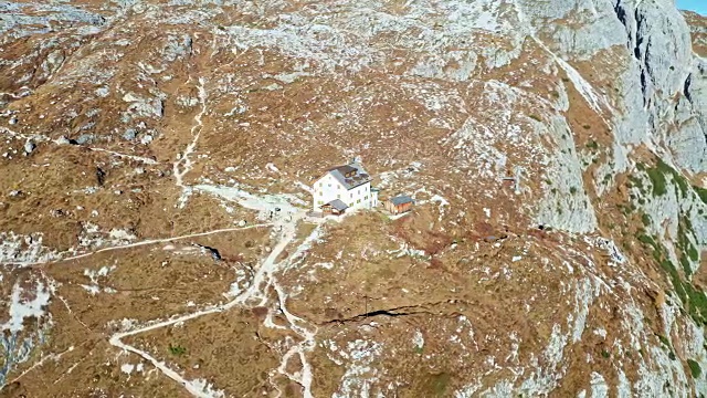 高空拍摄的高山视频素材