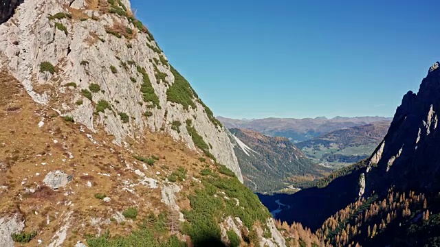 高空拍摄的高山视频素材