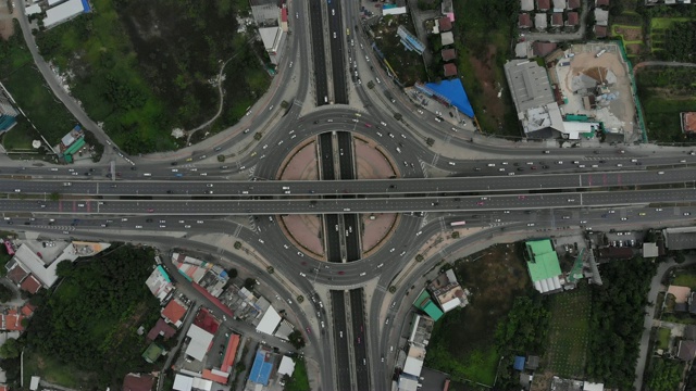 高速公路俯视图，道路交通是泰国重要的基础设施视频素材