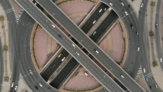 高速公路俯视图，道路交通是泰国重要的基础设施视频素材