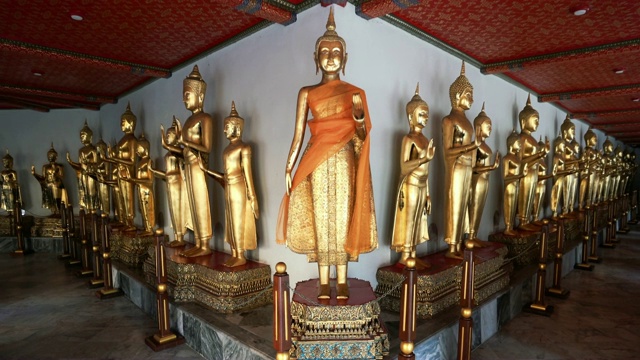 金佛雕像，Wat Arun，曼谷，泰国视频素材