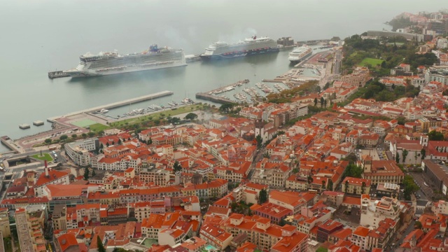 Funchal，马德拉，葡萄牙城市景观。视频素材