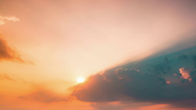 天空和移动的云视频素材画面2